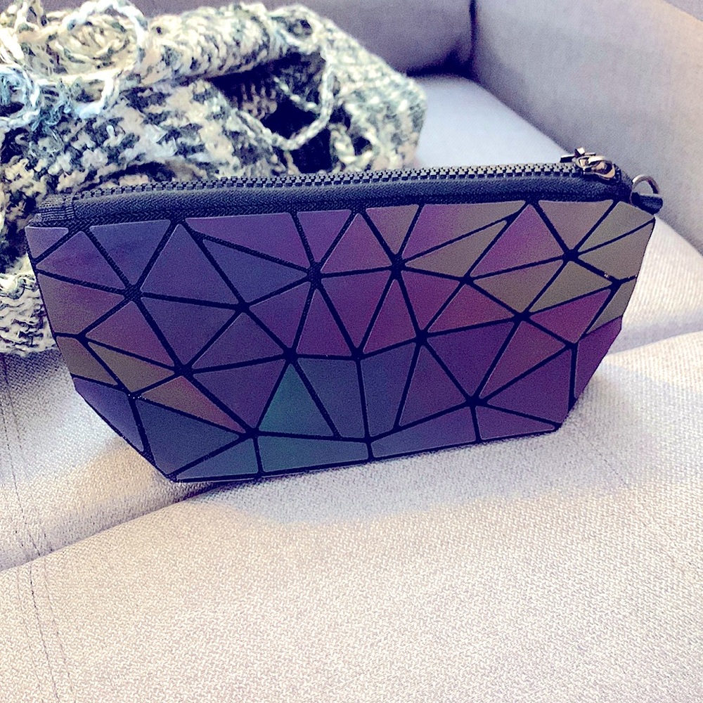 Geometric Makeup| Cosmetics | Beauty Bag/Pouch »Iridescence Shiny Luminous Color